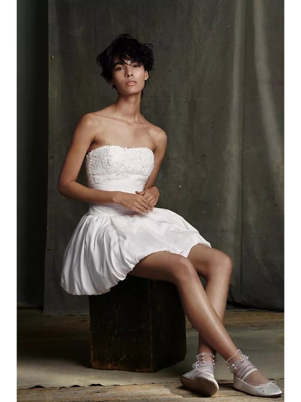 BHLDN Anthropologie Strapless Floral Applique Bubble Hem White Mini Dress 4 - Picture 15 of 16